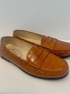 TOD’S Orange Croc-Embossed Leather Gommino Driving Loafers 36.5